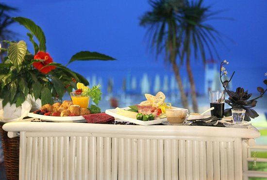 Playa Beach Restaurant